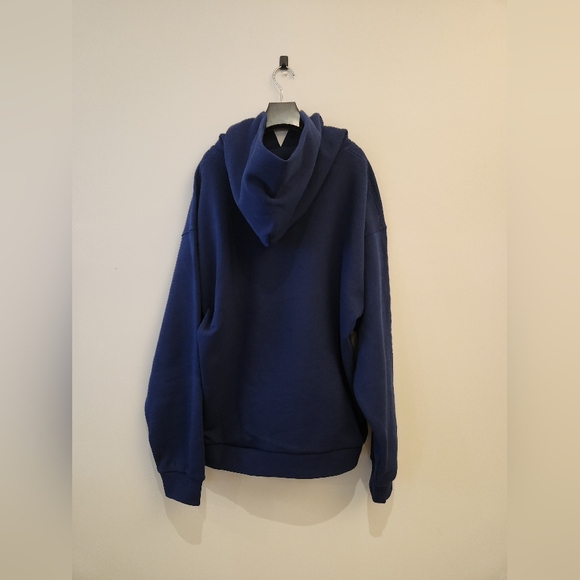 Gucci Hoodie Size Large Like new - Picture 3 of 5